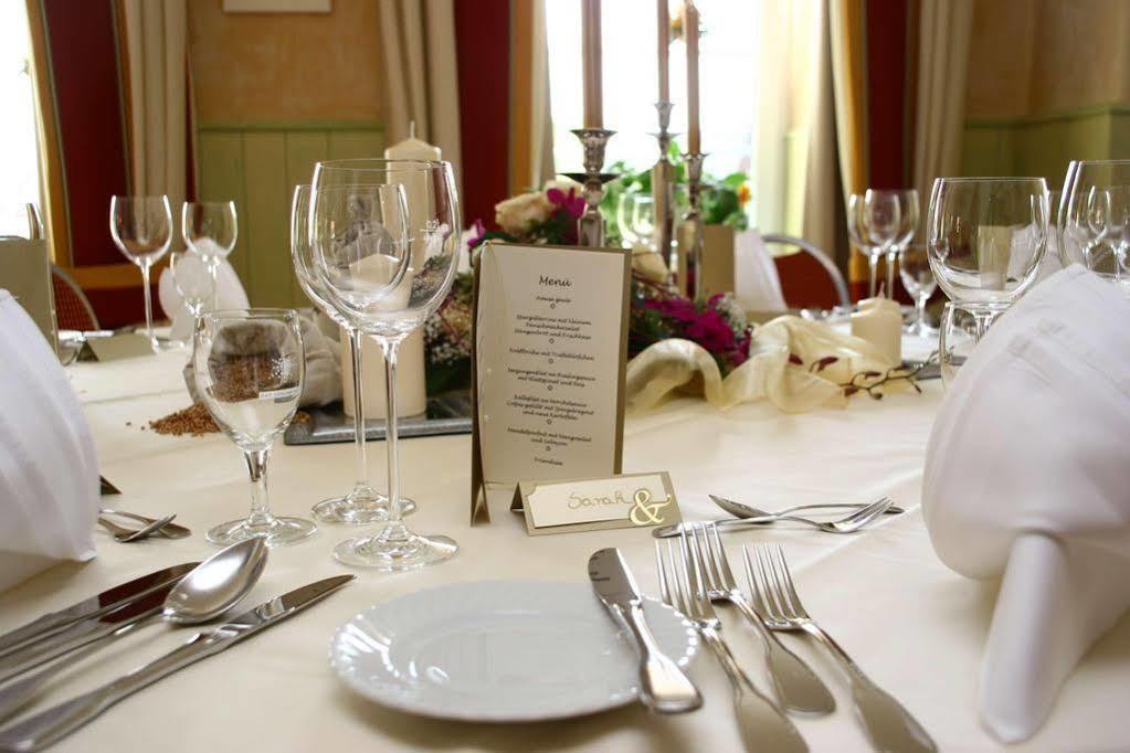 Hotel Roessle Furstenberg  المظهر الخارجي الصورة
