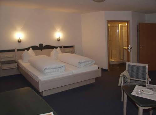 Hotel Roessle Furstenberg  المظهر الخارجي الصورة